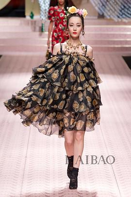 杜嘉班纳2019春夏<span style='color:red'>女装</span>秀 Dolce&Gabbana: Spring/Summer 2019 Women's Fashion Show